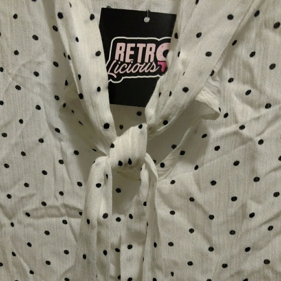 NWT Retrolicious polkadot blouse - Picture 1 of 3